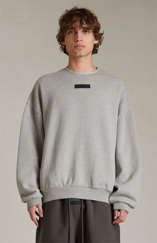 Essentials - Sweatshirt