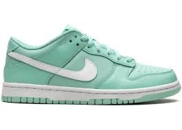 Nike Dunk Low - Emerald Rise - 5.5Y/7W